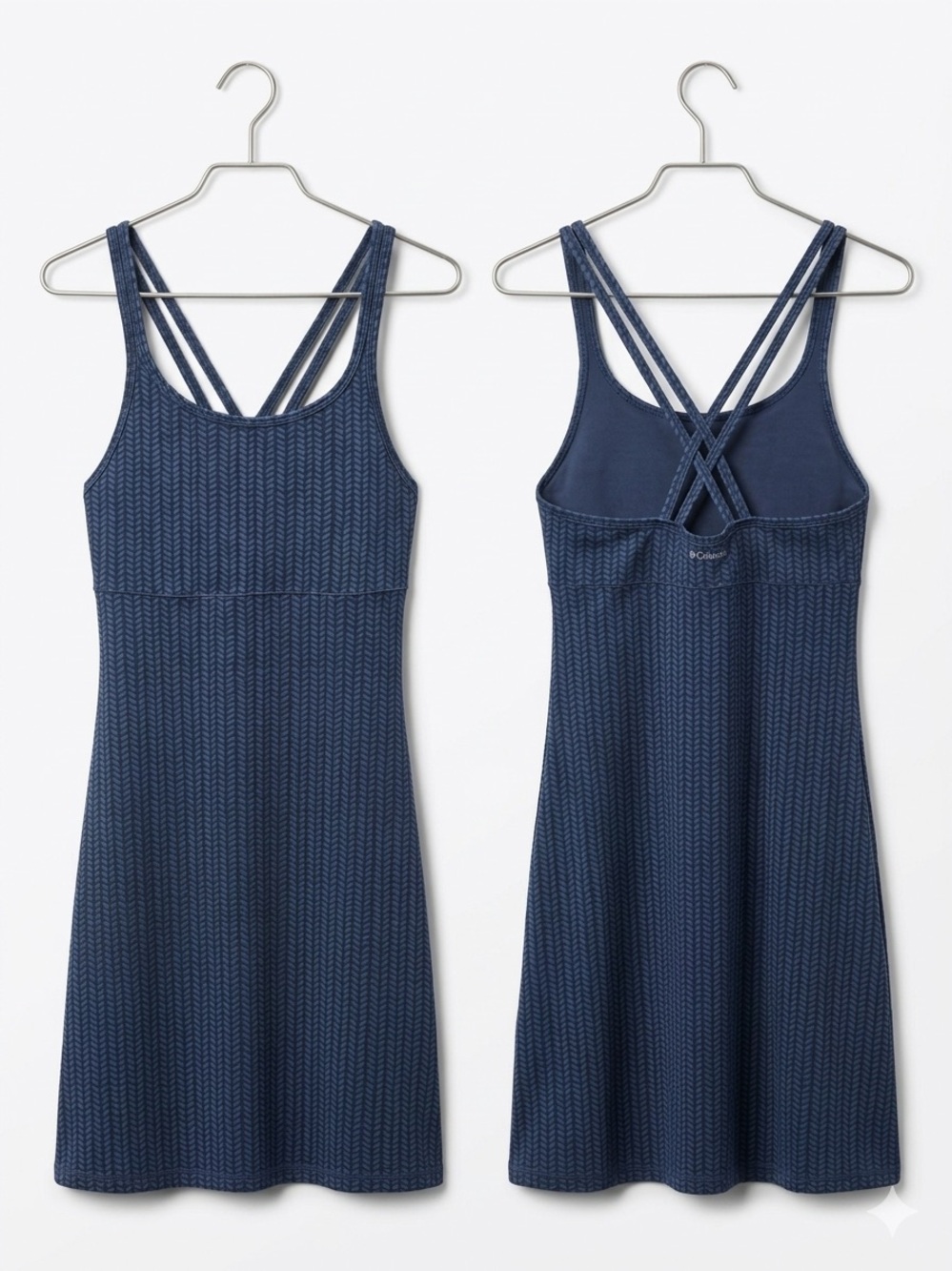 Columbia Women”s Omni-wick active dress XS blue strappy back built in bra